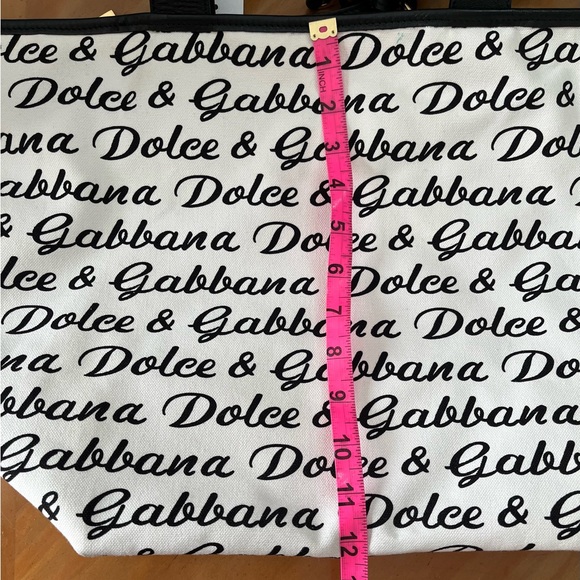 MARCH SPECIAL 🥂🎉🎊 Gently used Authentic Dolce & Gabanna purse - Picture 10 of 16